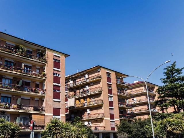 Appartamento in vendita a Roma RM