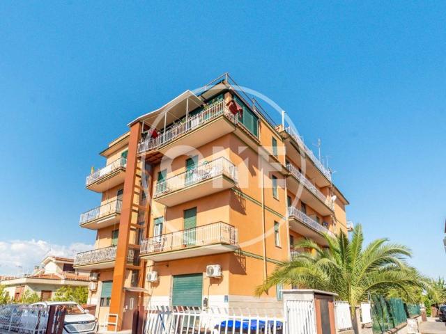 Appartamento in vendita a Roma RM