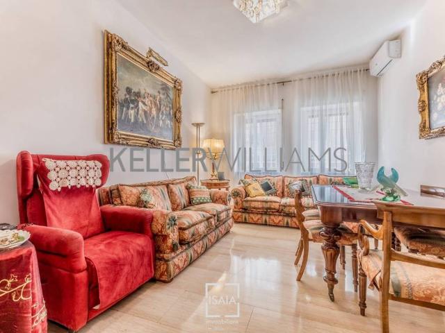 Appartamento in vendita a Roma RM