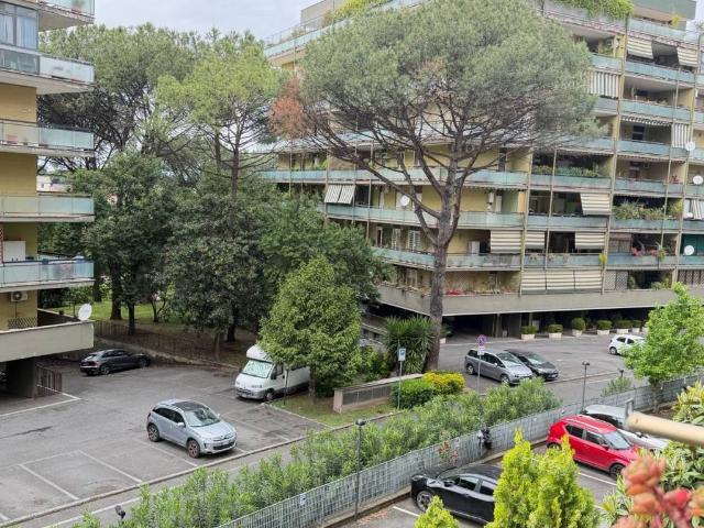 Appartamento in vendita a Roma RM