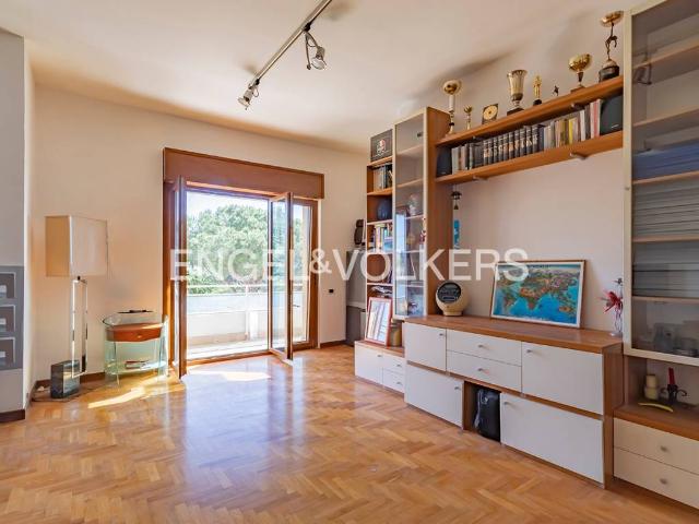 Appartamento in vendita a Roma RM