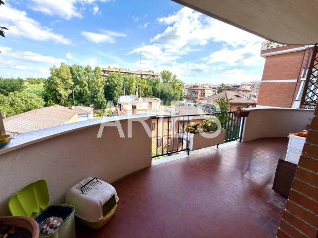 Appartamento in vendita a Roma RM