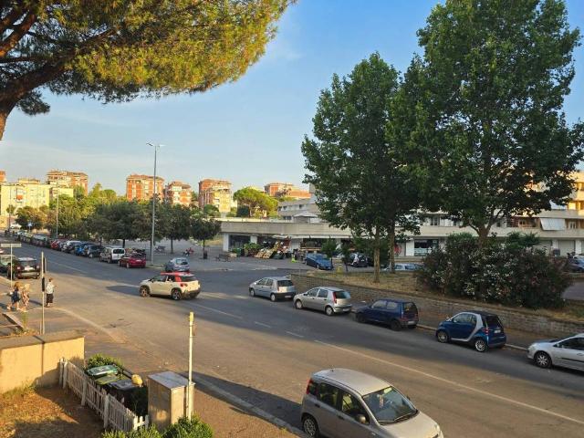 Appartamento in vendita a Roma RM