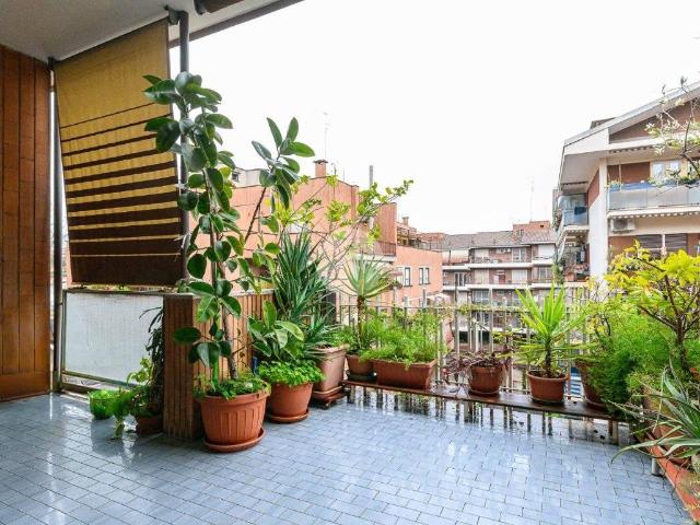 Appartamento in vendita a Roma RM