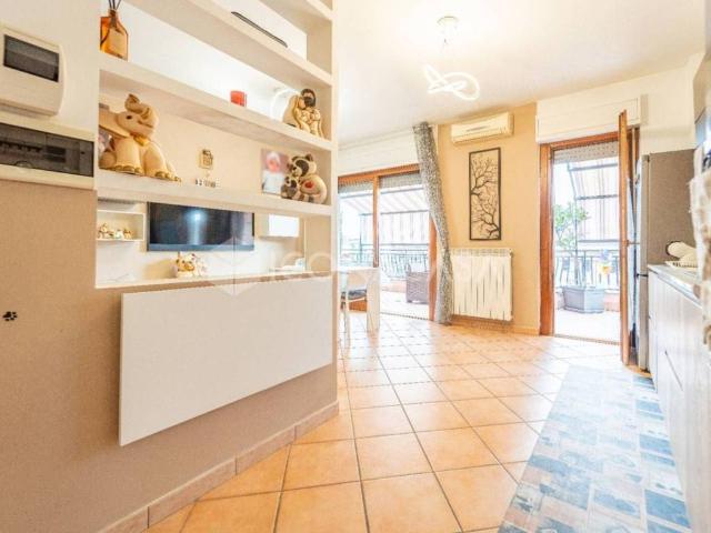 Appartamento in vendita a Roma RM