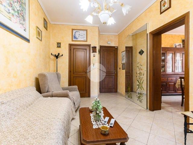 Appartamento in vendita a Roma RM