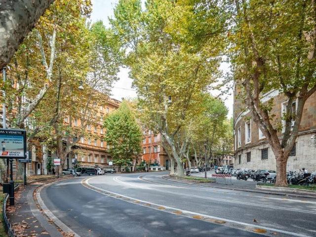 Appartamento in vendita a Roma RM