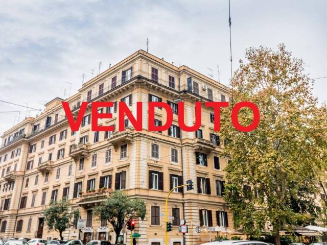 Appartamento in vendita a Roma RM
