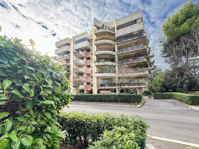 Appartamento in vendita a Roma RM