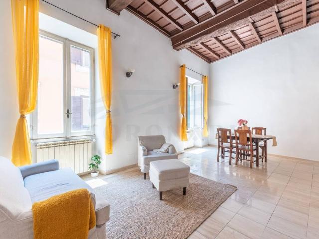 Appartamento in vendita a Roma RM