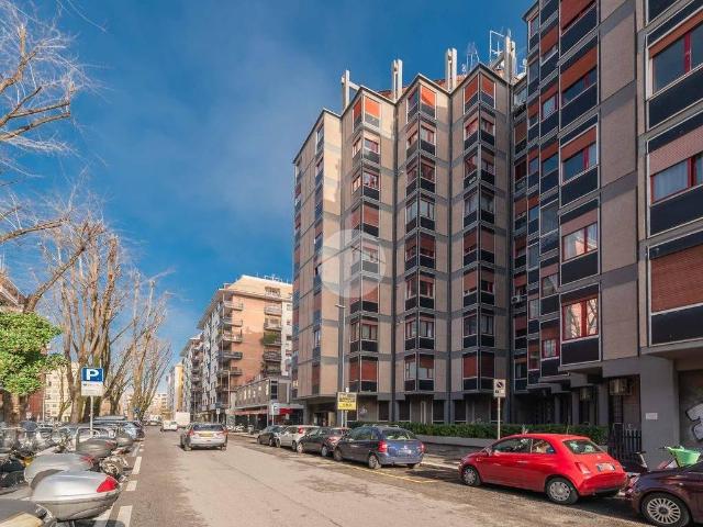 Appartamento in vendita a Roma RM