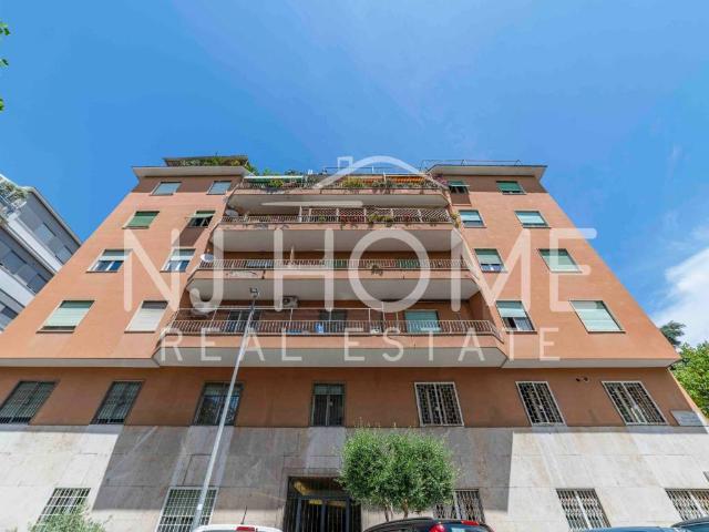 Appartamento in vendita a Roma RM
