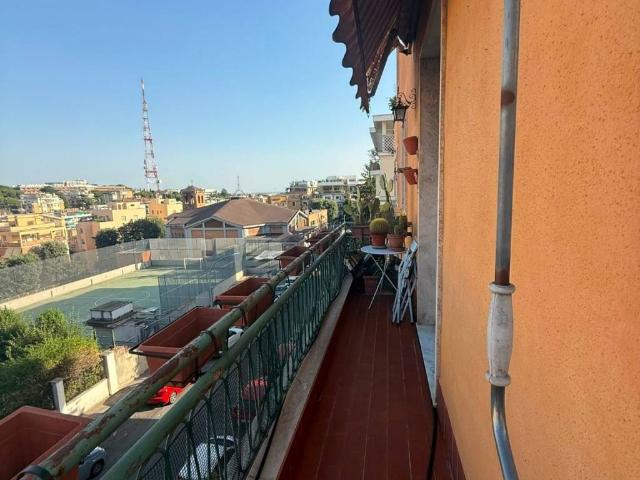 Appartamento in vendita a Roma RM