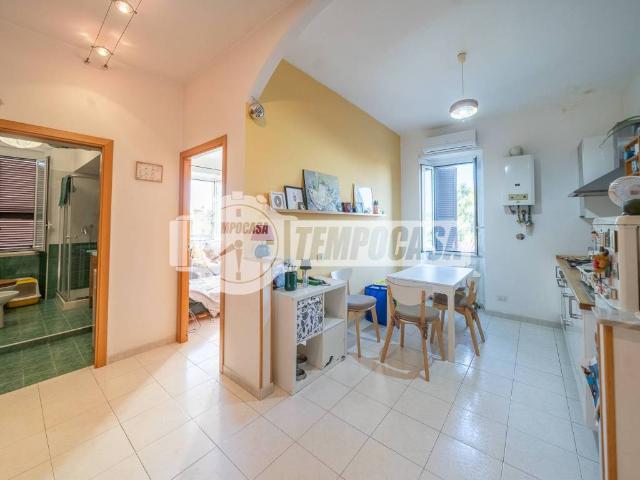 Appartamento in vendita a Roma RM