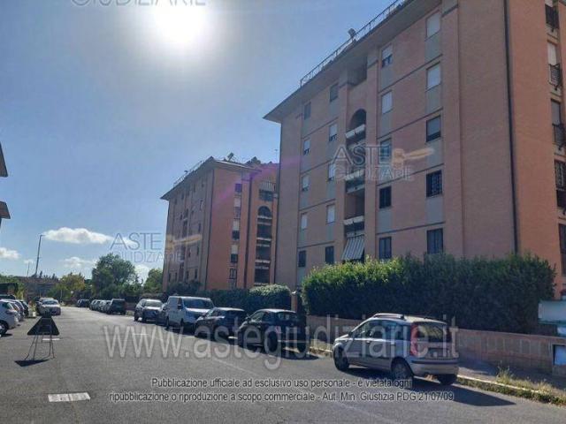 Appartamento in vendita a Roma RM