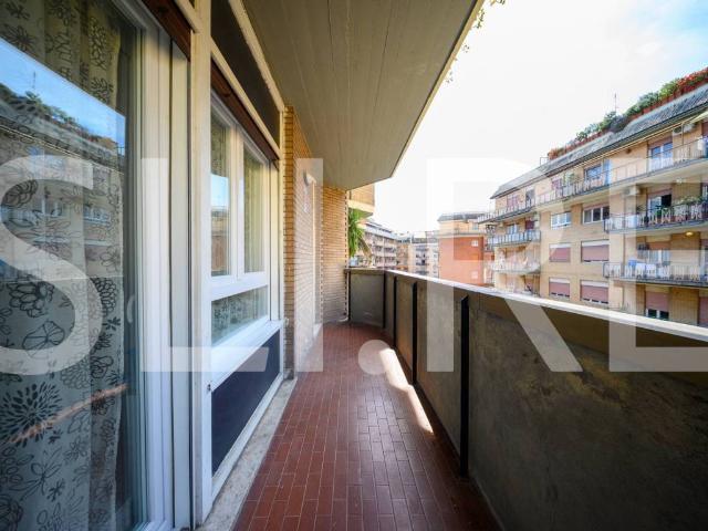 Appartamento in vendita a Roma RM