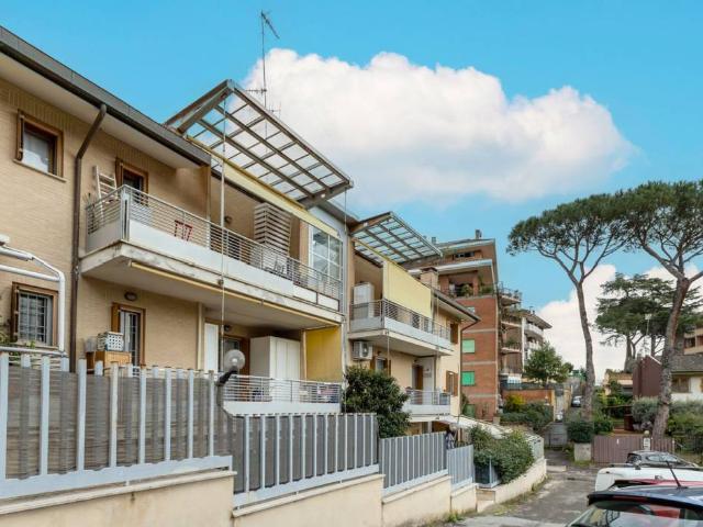 Appartamento in vendita a Roma RM
