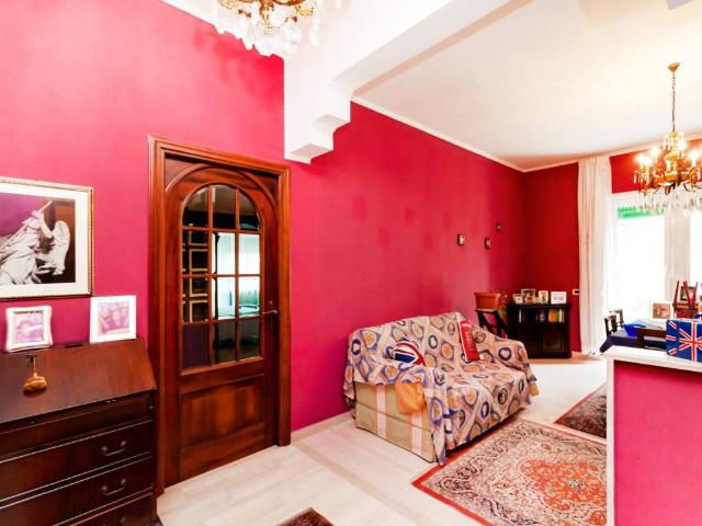 Appartamento in vendita a Roma RM