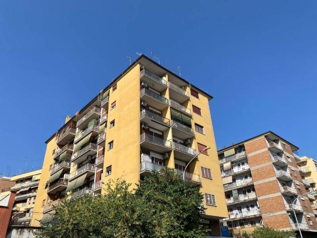 Appartamento in vendita a Roma RM