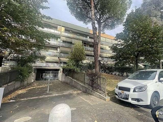 Appartamento in vendita a Roma RM