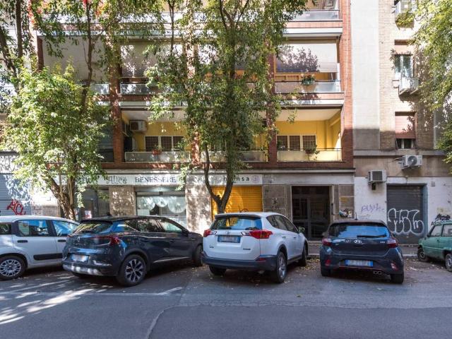 Appartamento in vendita a Roma RM