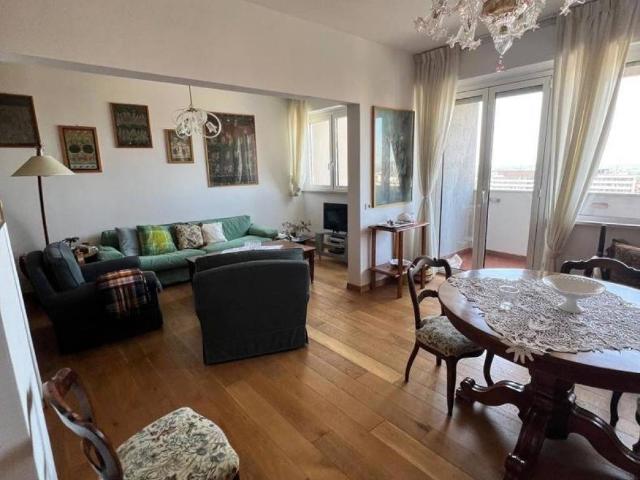Appartamento in vendita a Roma RM