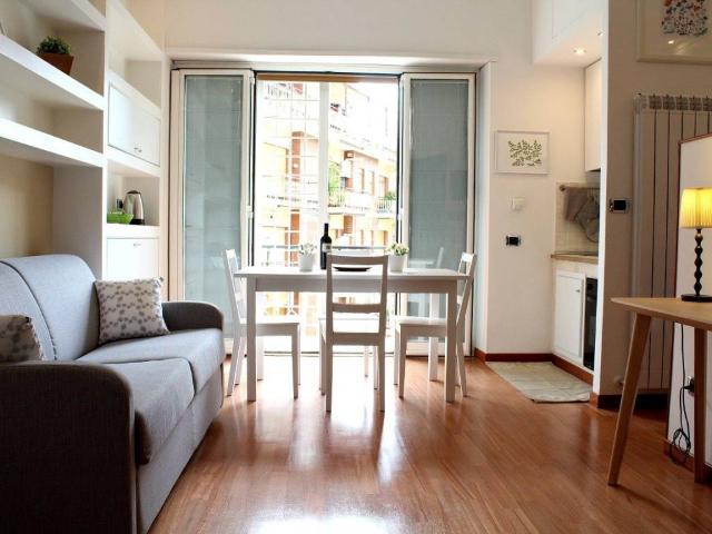 Appartamento in vendita a Roma RM