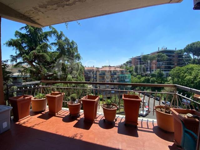 Appartamento in vendita a Roma RM