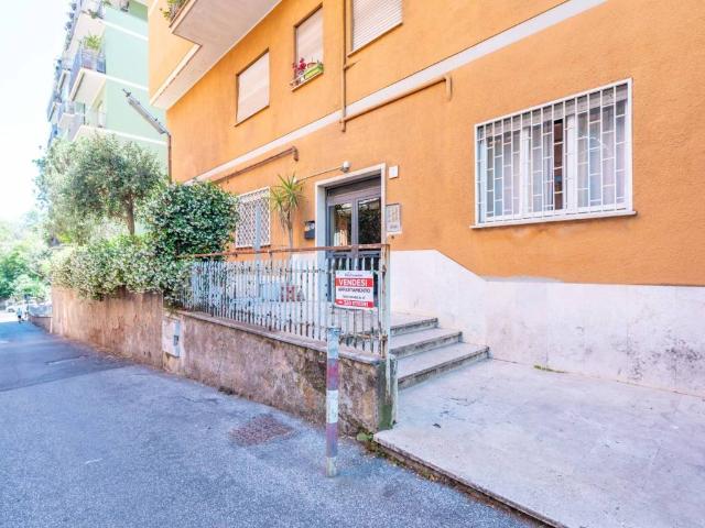 Appartamento in vendita a Roma RM