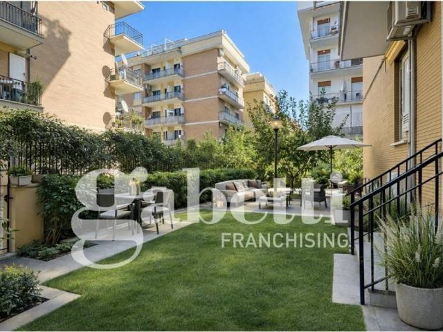 Appartamento in vendita a Roma RM