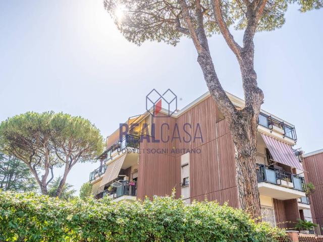 Appartamento in vendita a Roma RM