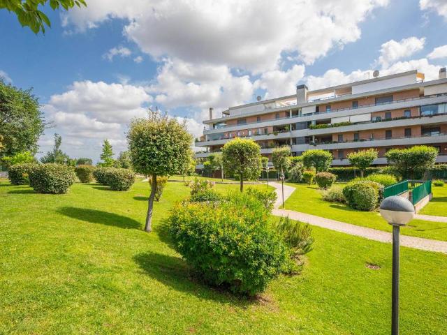Appartamento in vendita a Roma RM