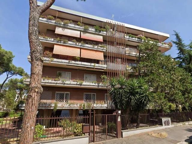 Appartamento in vendita a Roma RM
