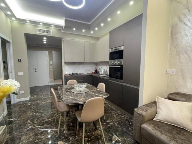 Appartamento in vendita a Roma RM