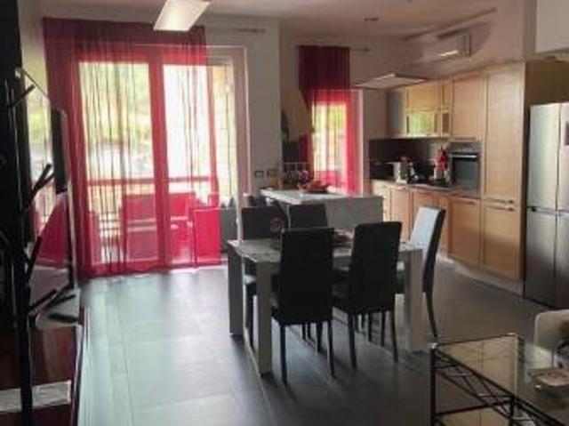 Appartamento in vendita a Roma RM
