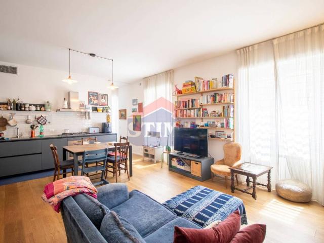 Appartamento in vendita a Roma RM