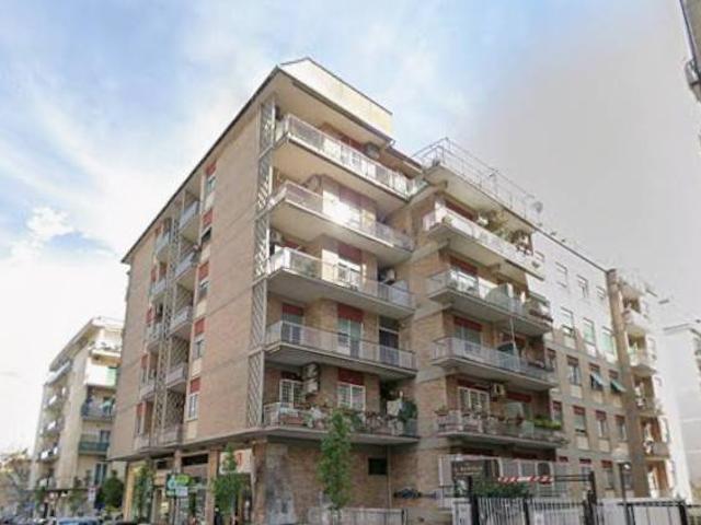 Appartamento in vendita a Roma RM
