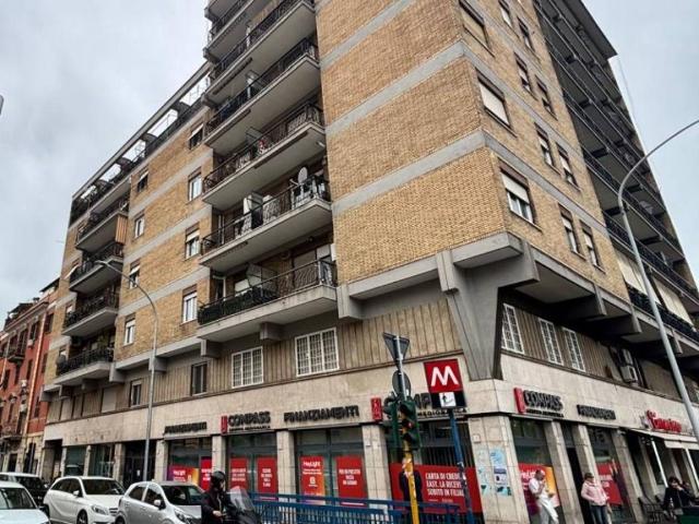 Appartamento in vendita a Roma RM