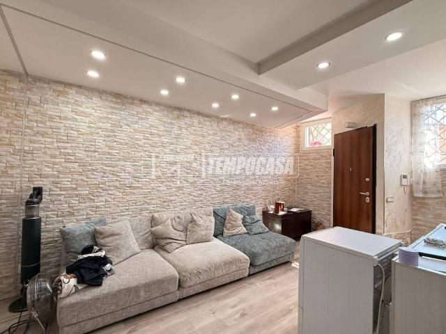 Appartamento in vendita a Roma RM