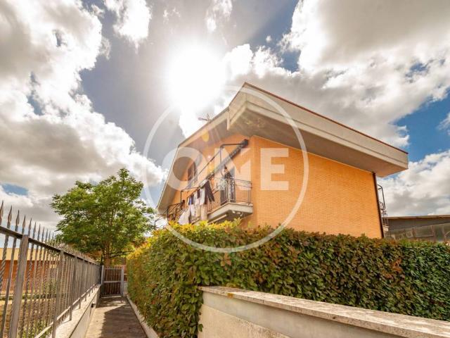 Appartamento in vendita a Roma RM