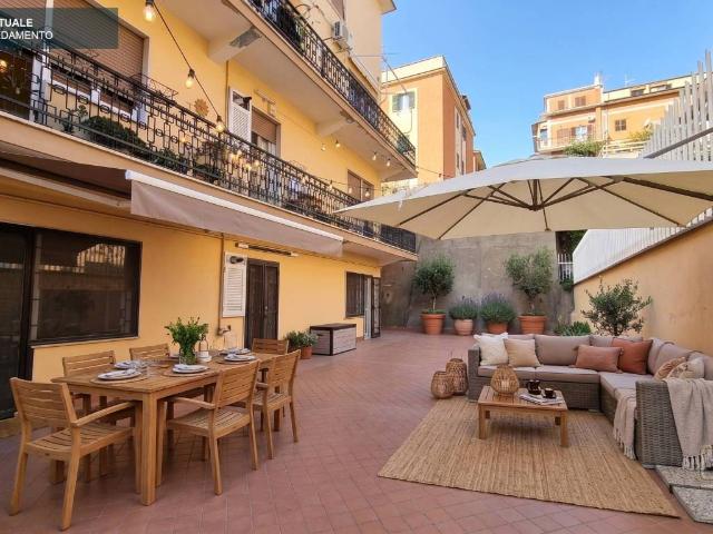 Appartamento in vendita a Roma RM
