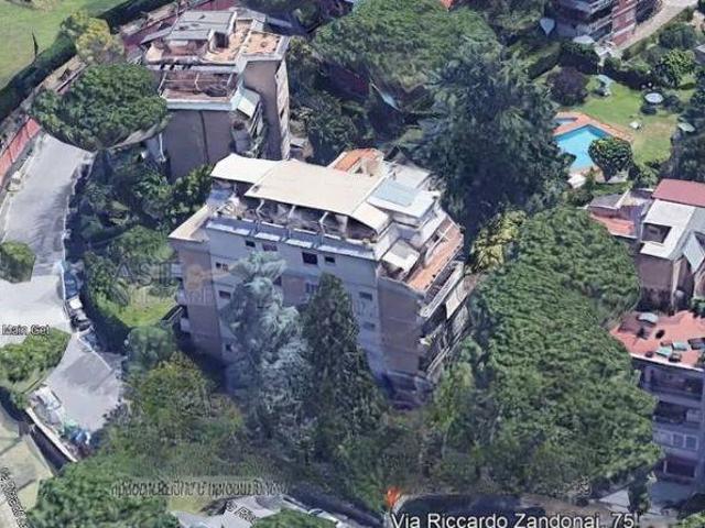 Appartamento in vendita a Roma RM