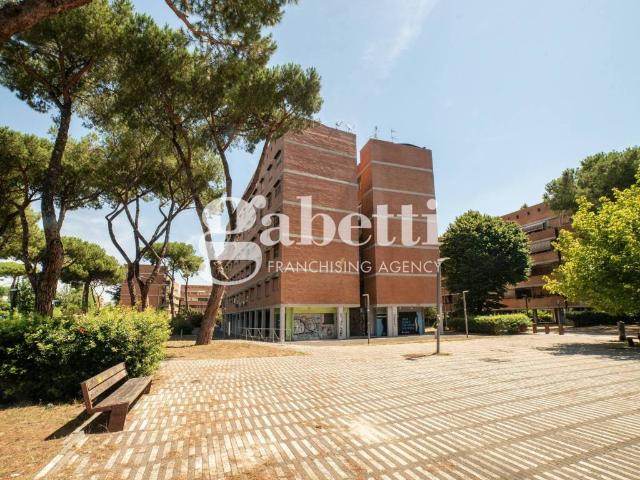 Appartamento in vendita a Roma RM