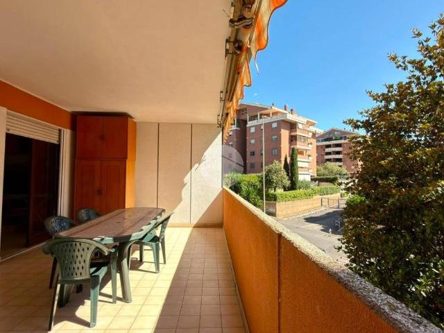 Appartamento in vendita a Roma RM