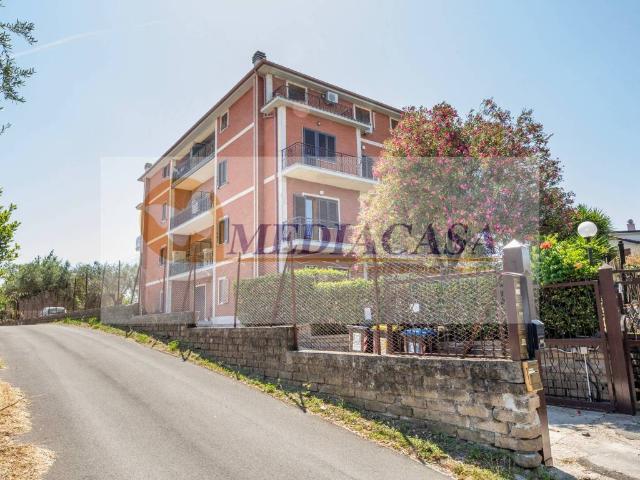 Appartamento in vendita a Roma RM