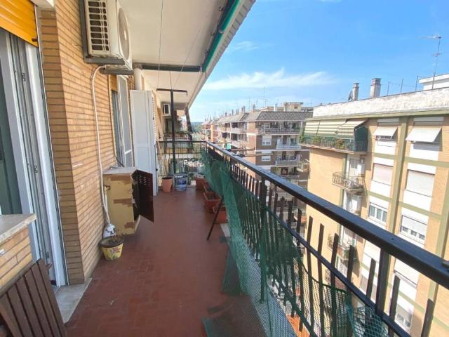 Appartamento in vendita a Roma RM