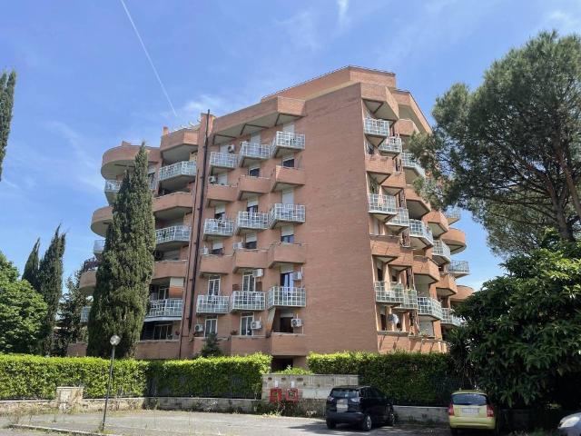 Appartamento in vendita a Roma RM