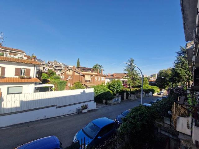 Appartamento in vendita a Roma RM