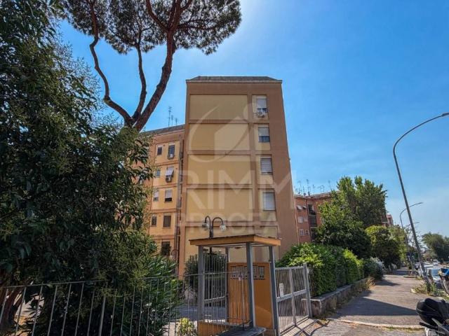 Appartamento in vendita a Roma RM