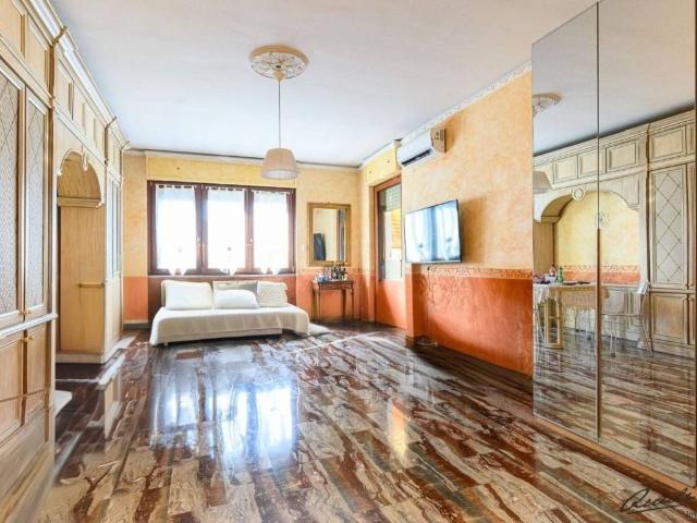 Appartamento in vendita a Roma RM